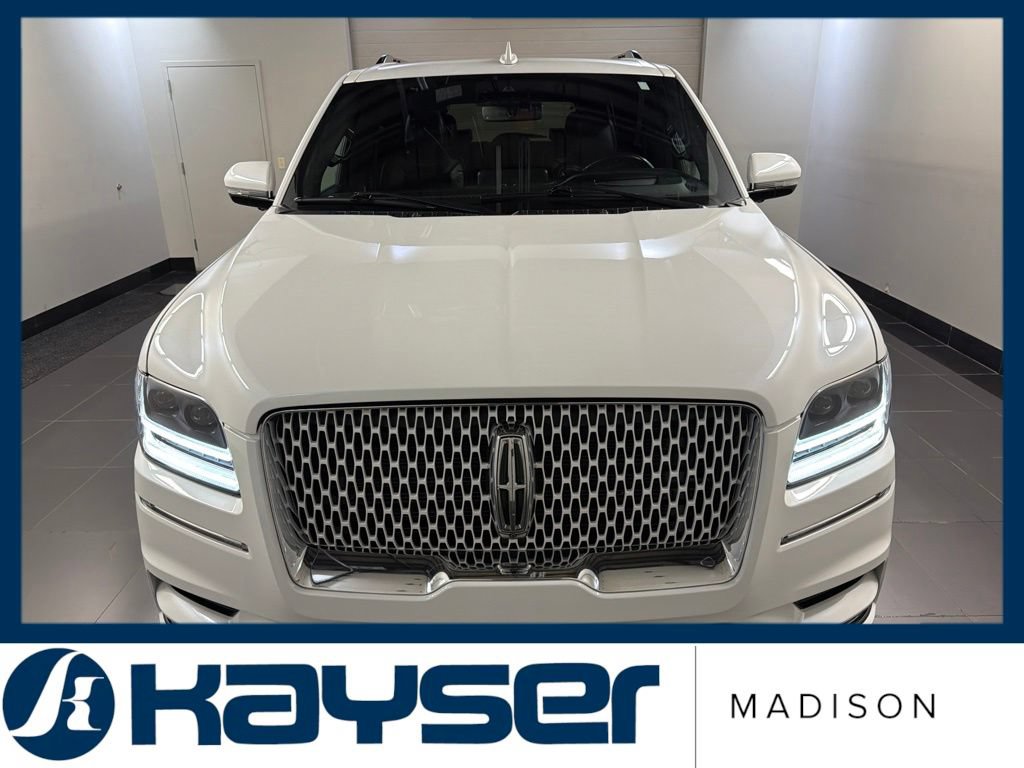 Certified 2021 Lincoln Navigator Reserve AWD/4WD image 2