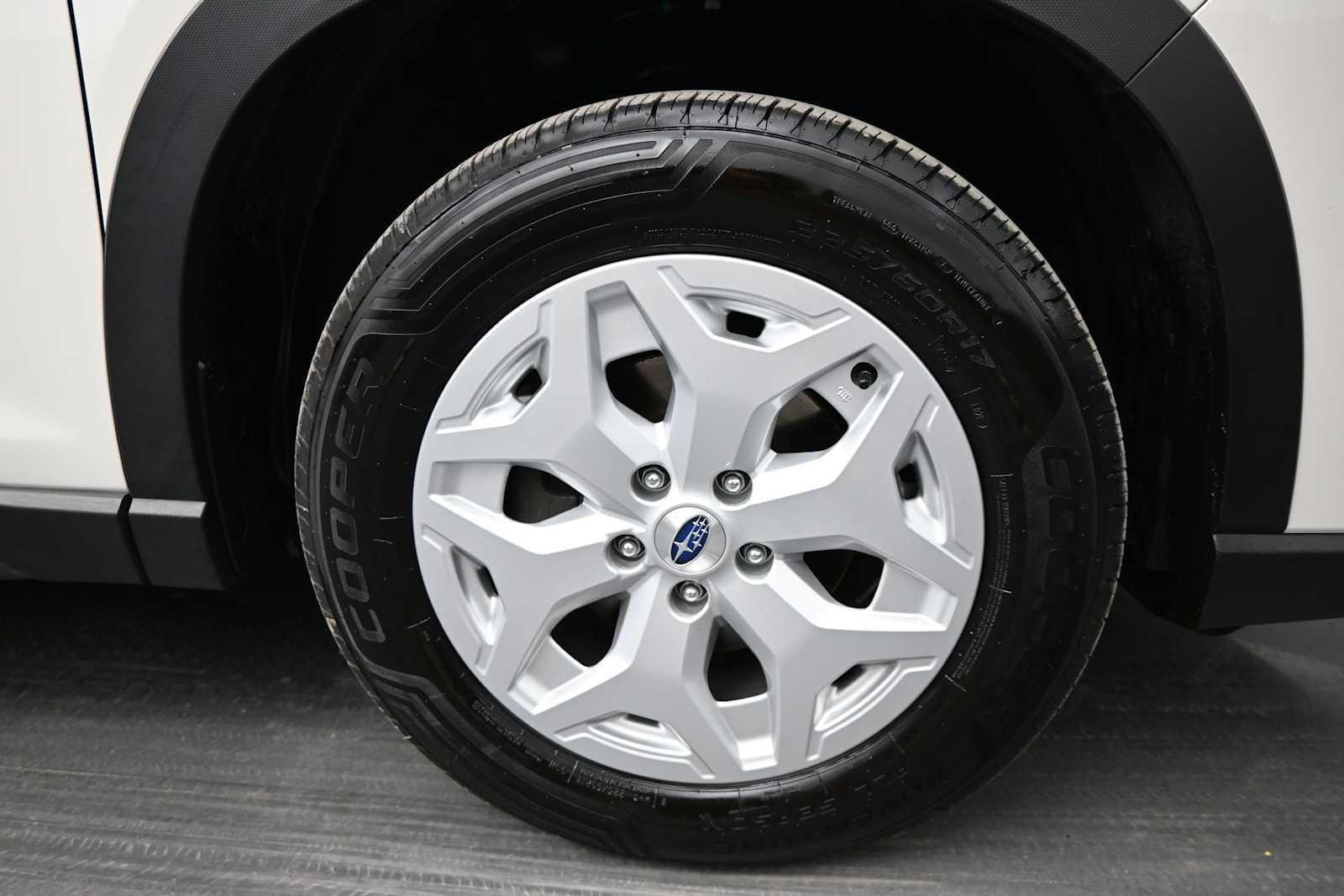 Used 2024 Subaru Forester AWD/4WD image 10