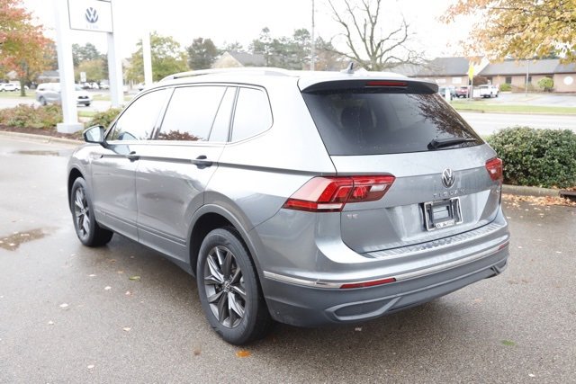 Used 2023 Volkswagen Tiguan SE image 6