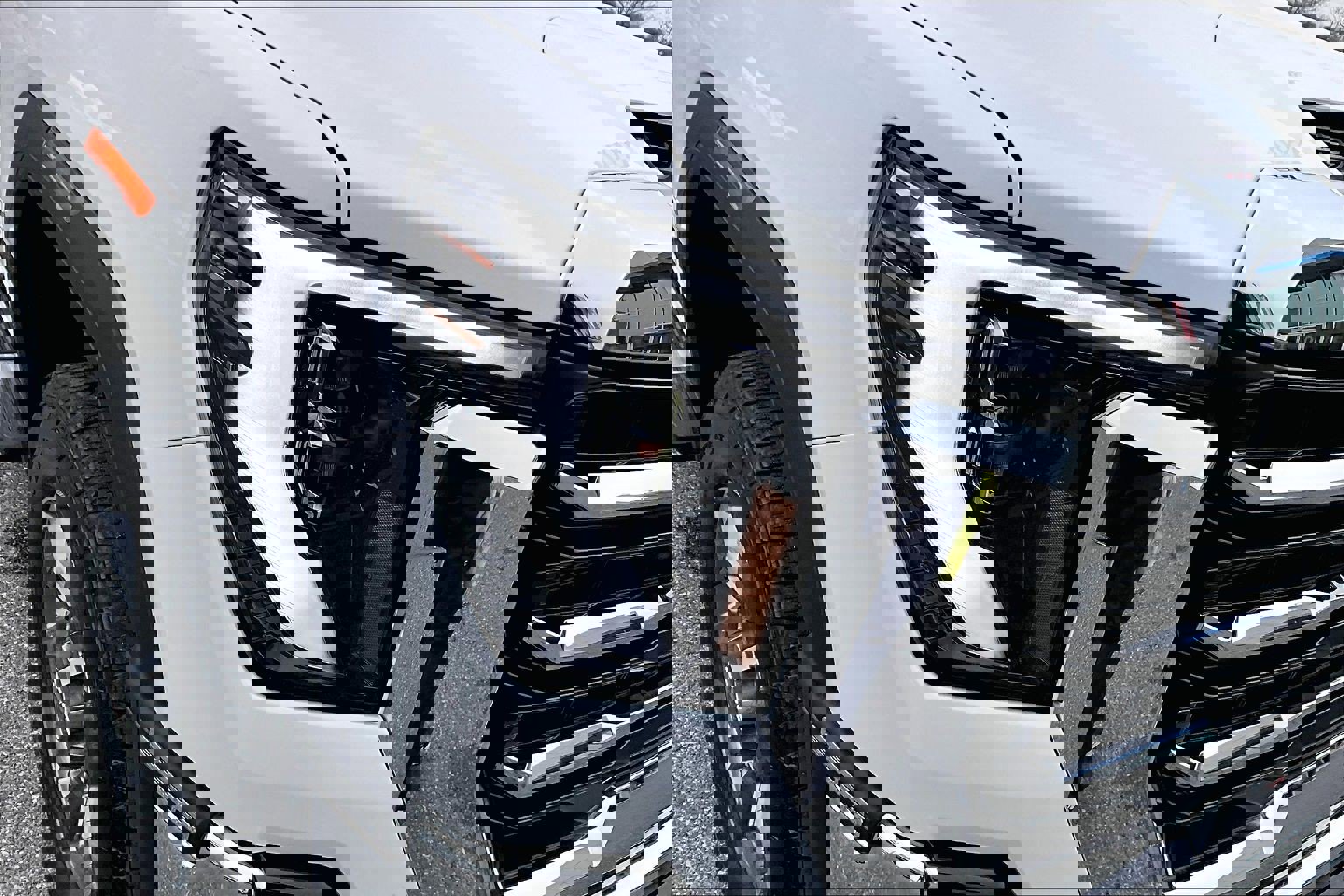 Used 2025 GMC Sierra 3500 SLT w/ SLT Premium Package image 33