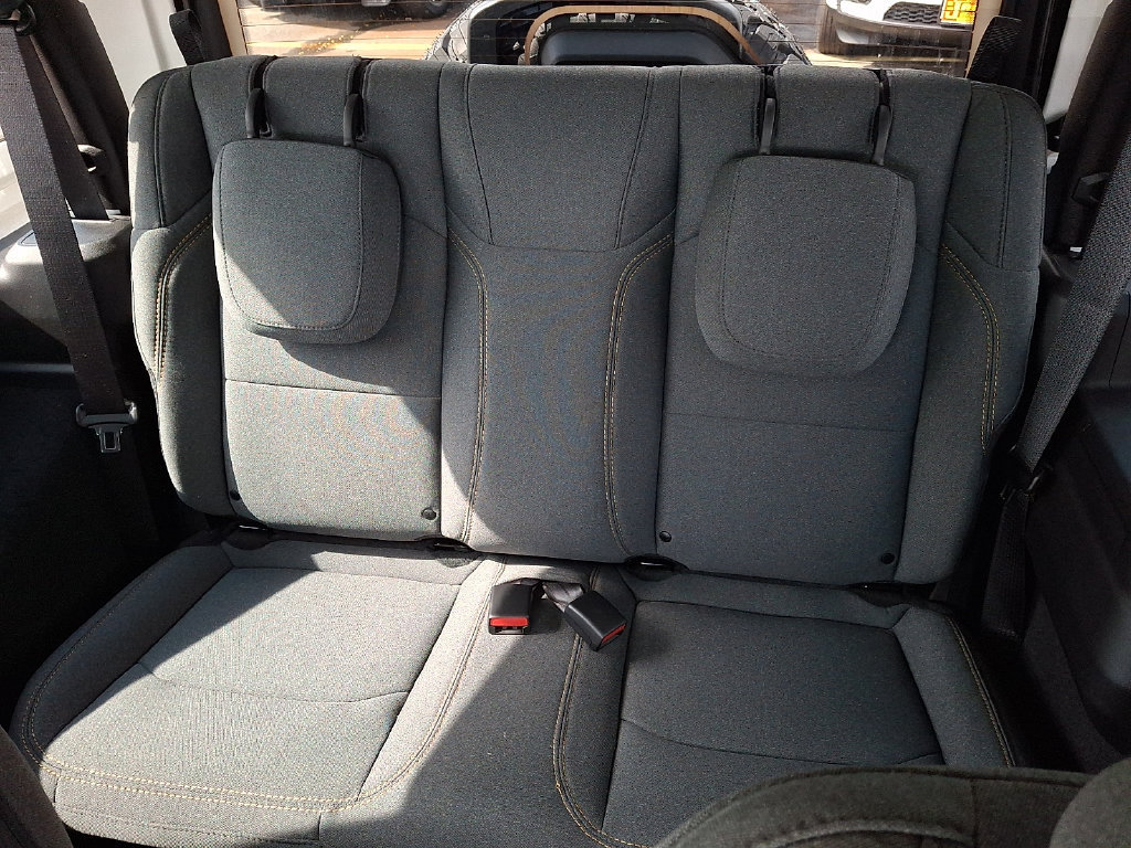 Certified 2025 Jeep Wrangler Sport AWD/4WD image 10