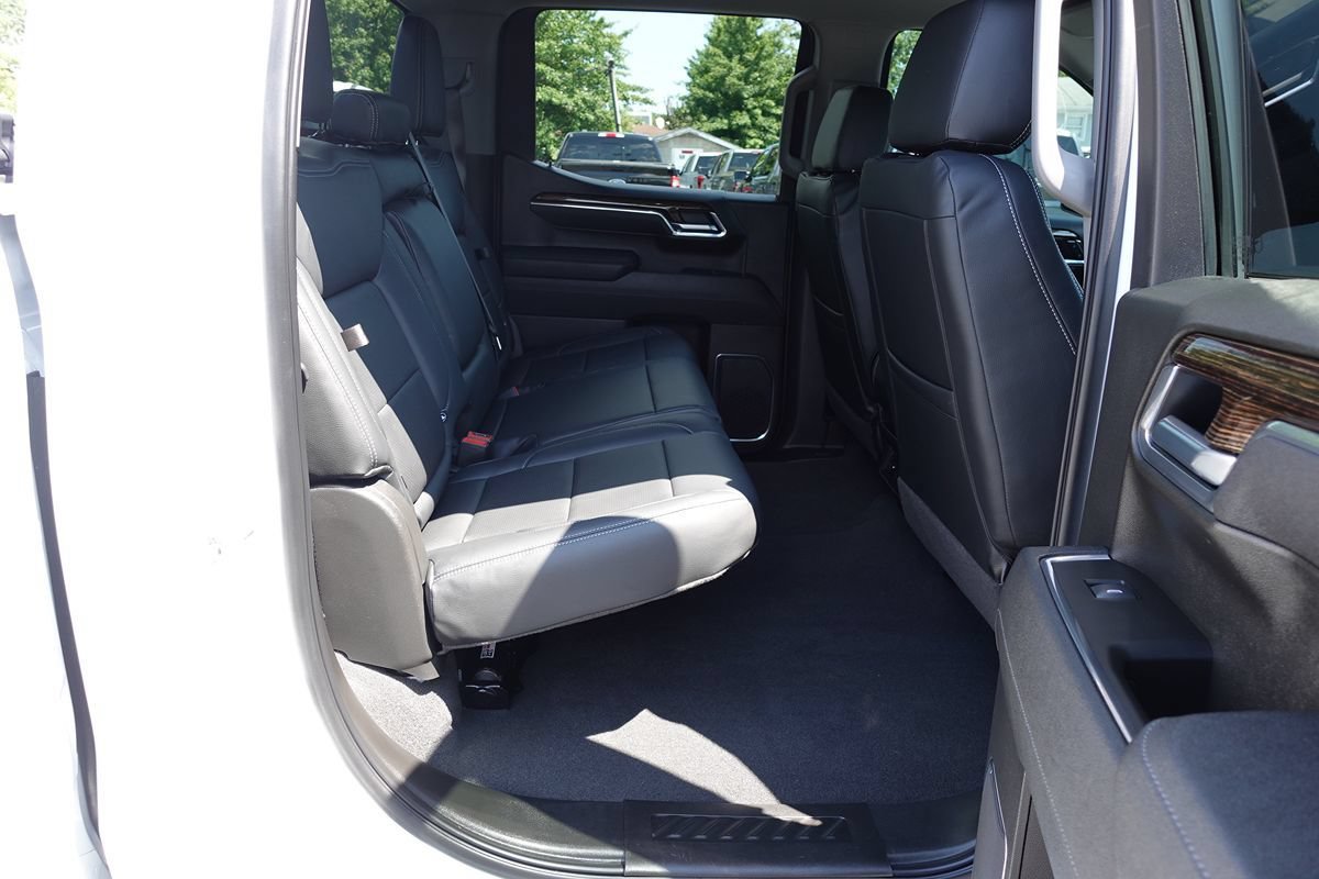Used 2025 GMC Sierra 1500 Elevation AWD/4WD image 33