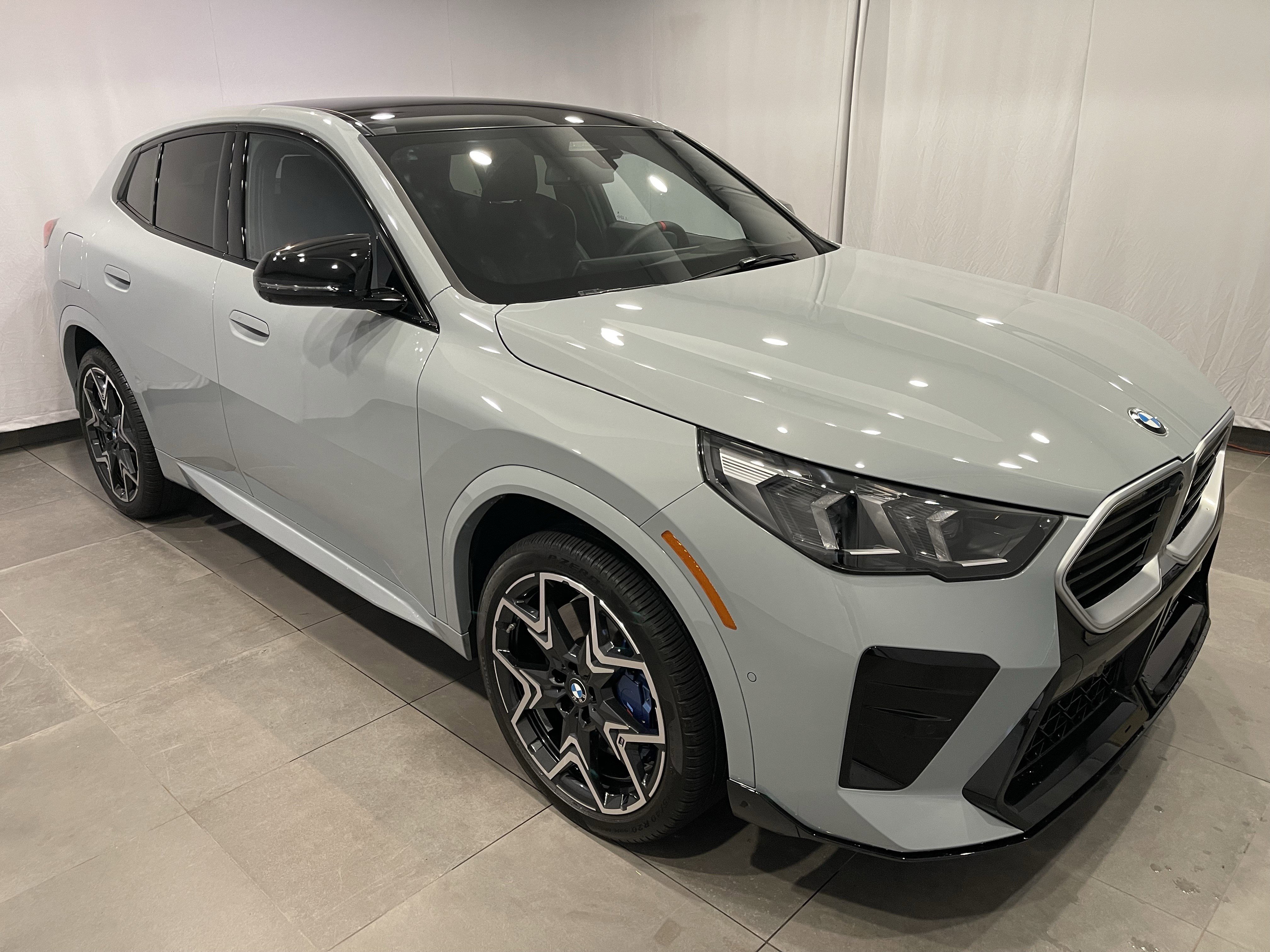 Used 2025 BMW X2 M35i AWD/4WD image 3