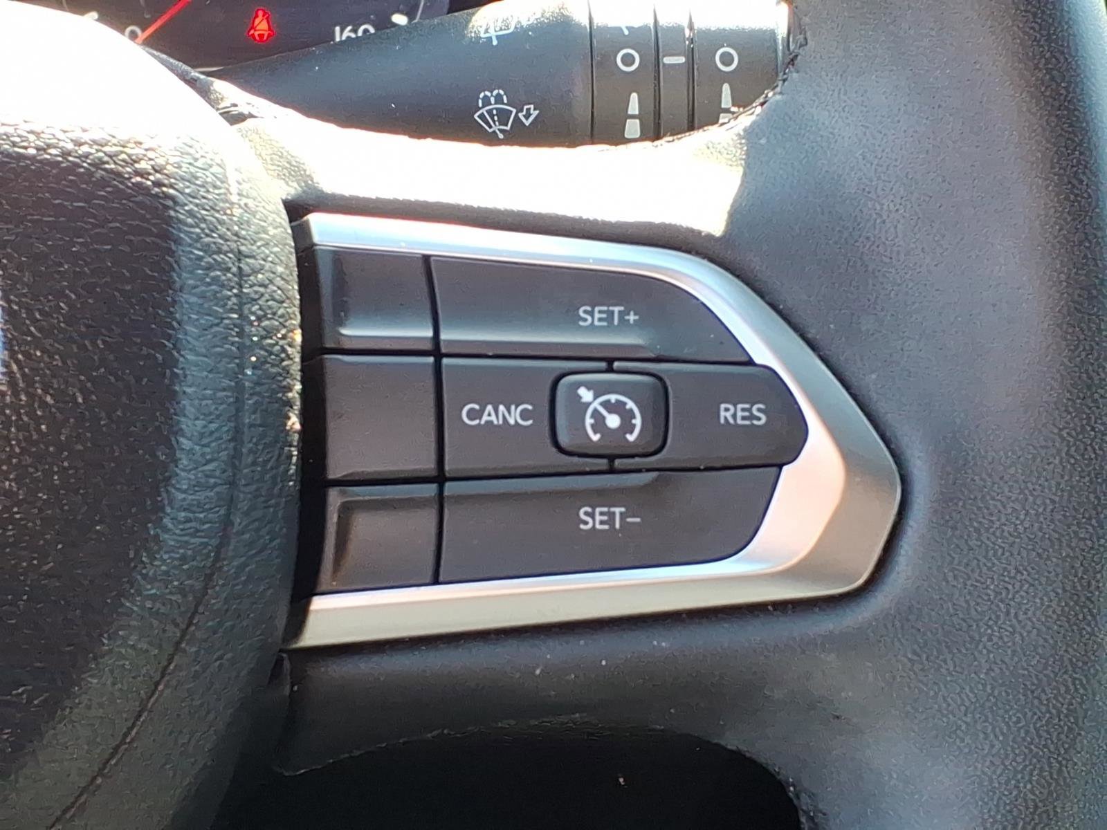 Certified 2023 Jeep Compass Latitude image 22