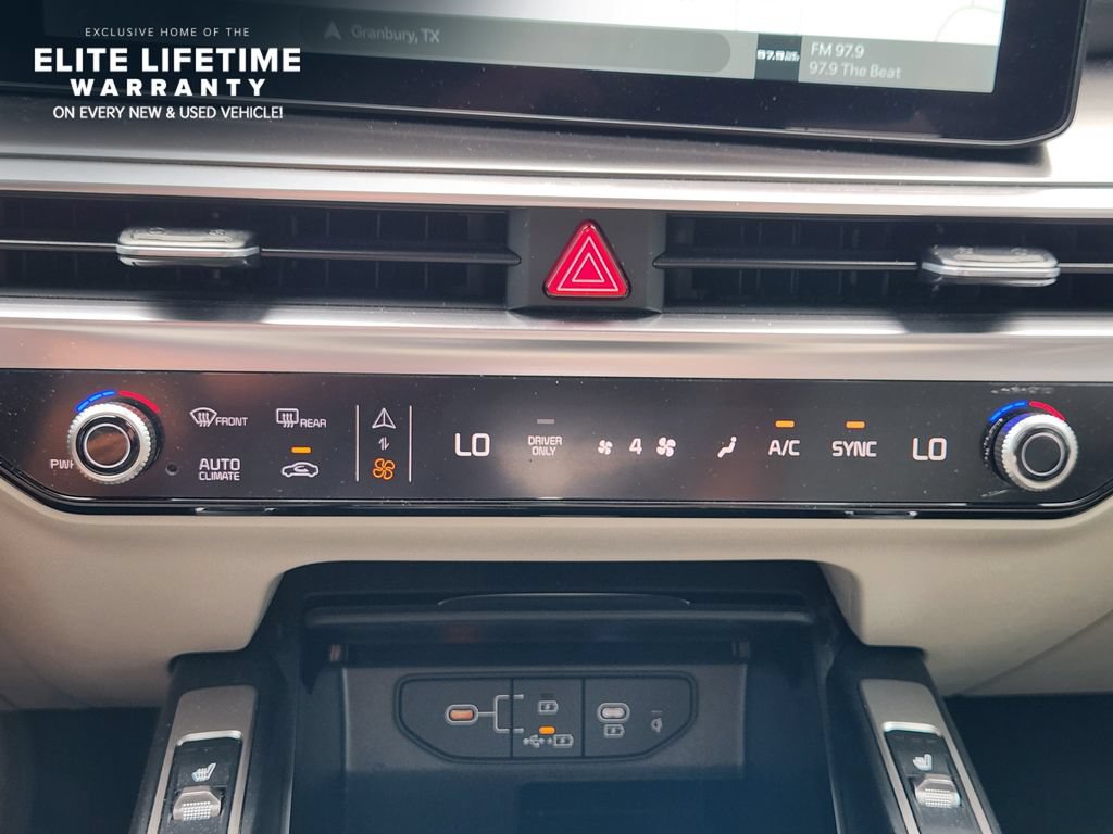 Used 2025 Kia Sorento EX AWD/4WD image 20