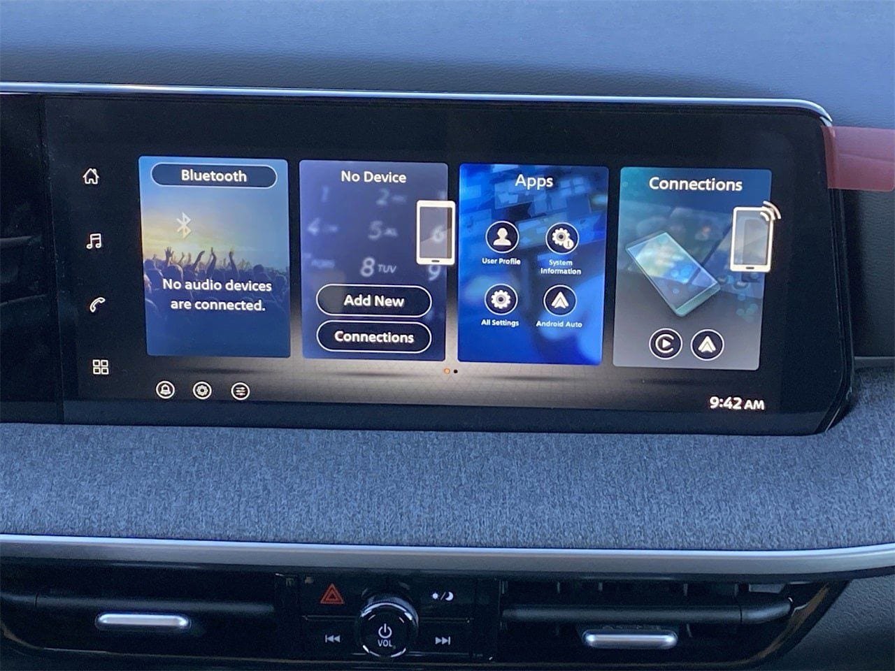 New 2026 Nissan Kicks S image 23