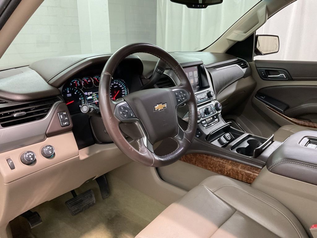 Used 2016 Chevrolet Suburban LTZ image 17
