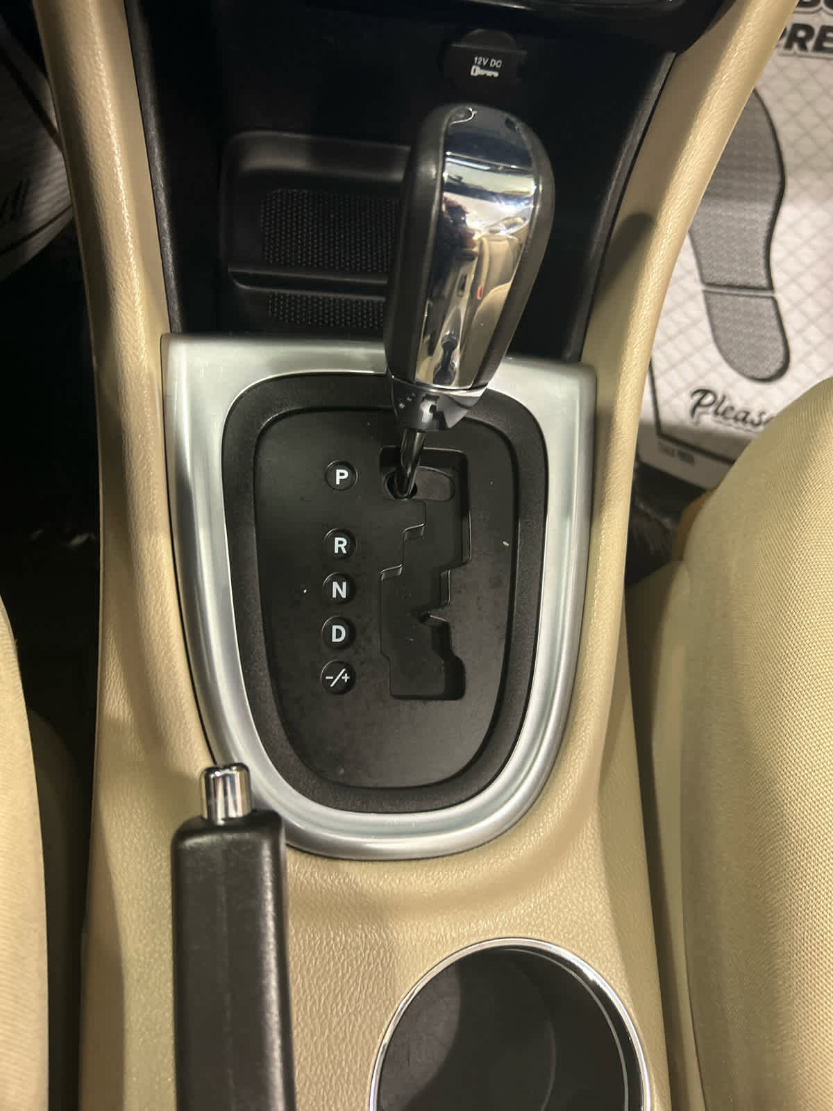 Used 2011 Chrysler 200 Touring w/ Cold Weather Group image 19