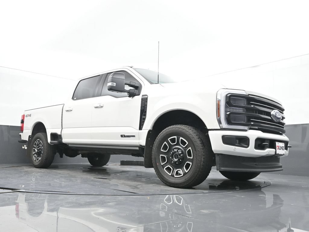 Used 2025 Ford F250 Platinum AWD/4WD image 35