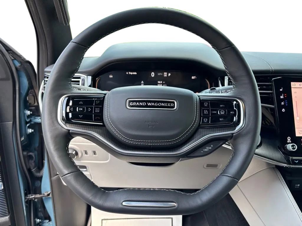 New 2026 Jeep Grand Wagoneer L Summit AWD/4WD image 14