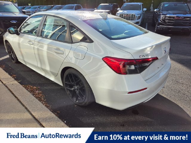 Used 2023 Honda Civic Sport image 3
