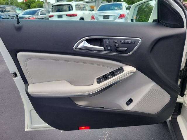 Used 2017 Mercedes-Benz GLA 250 image 17