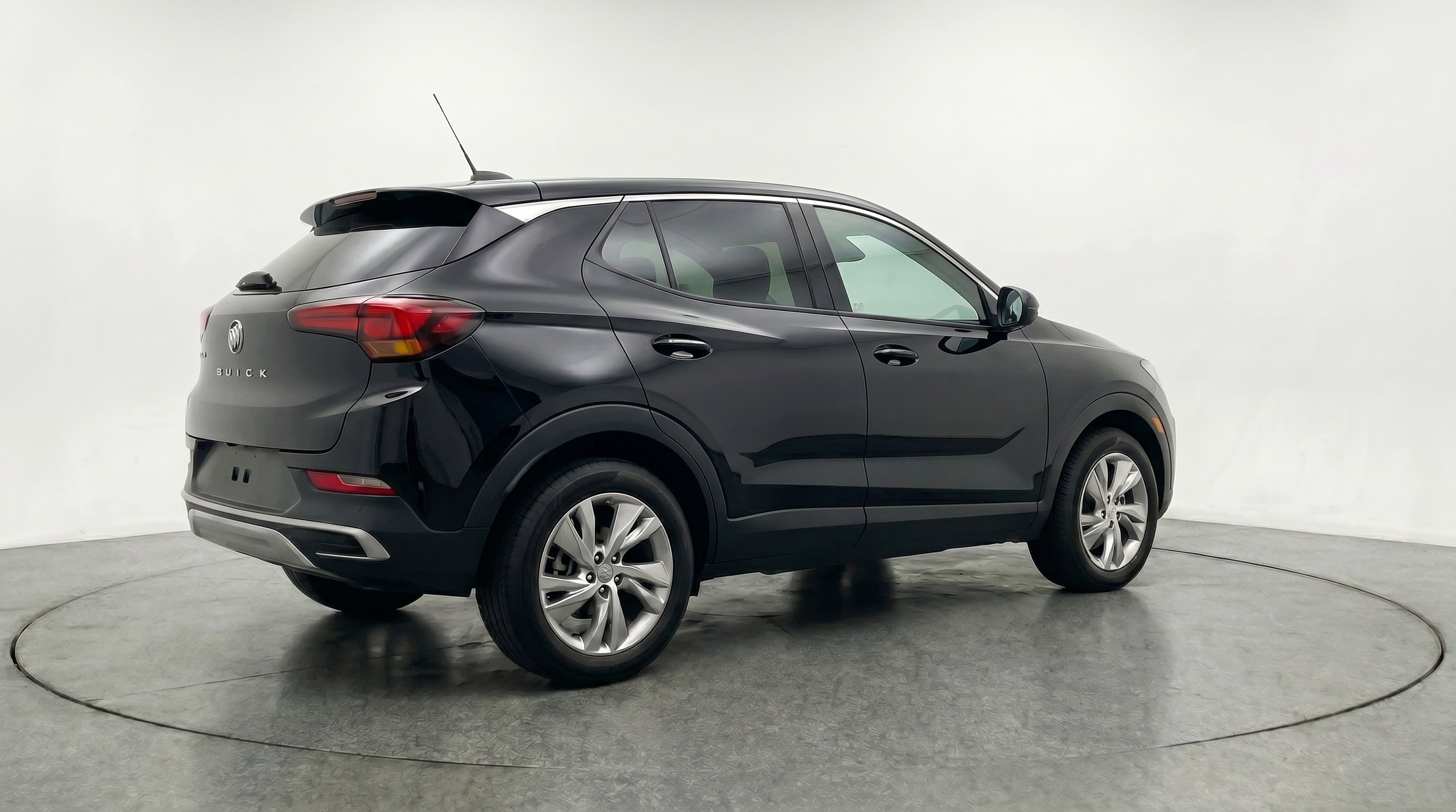 Used 2025 Buick Encore GX Preferred AWD/4WD image 9