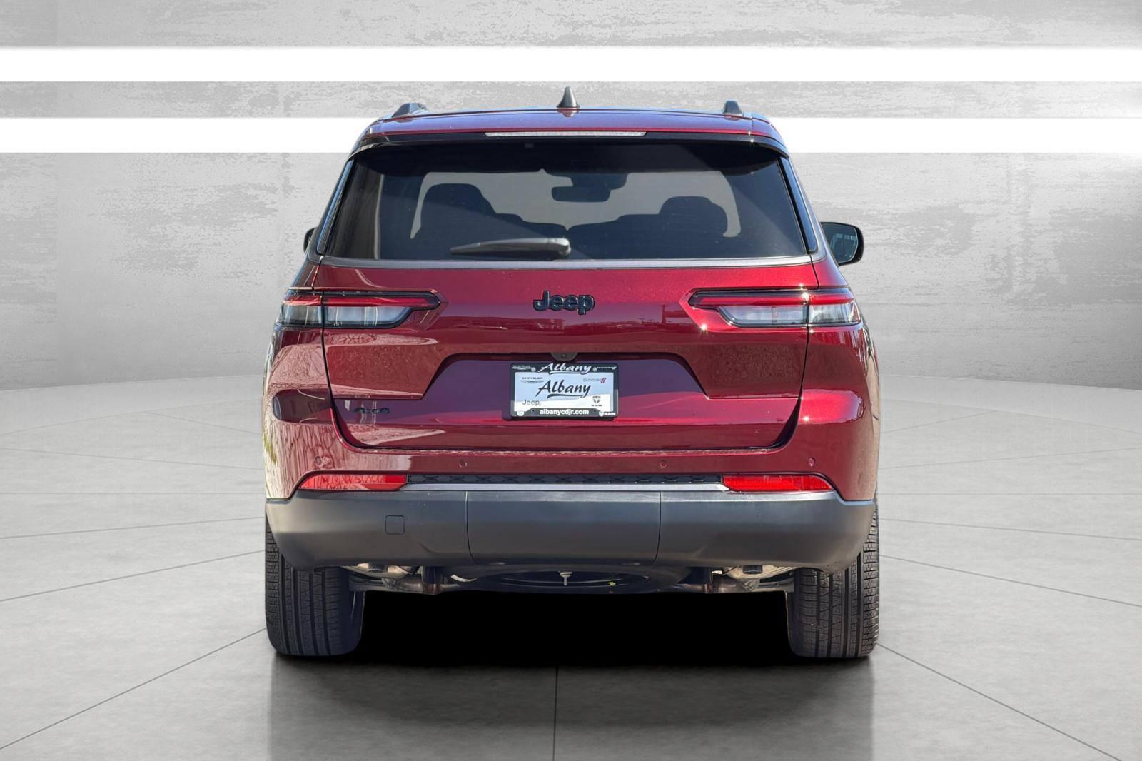New 2026 Jeep Grand Cherokee L Limited w/ Limited Altitude Package AWD/4WD image 6