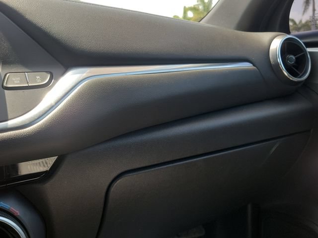 Used 2019 Chevrolet Blazer LT FWD image 29