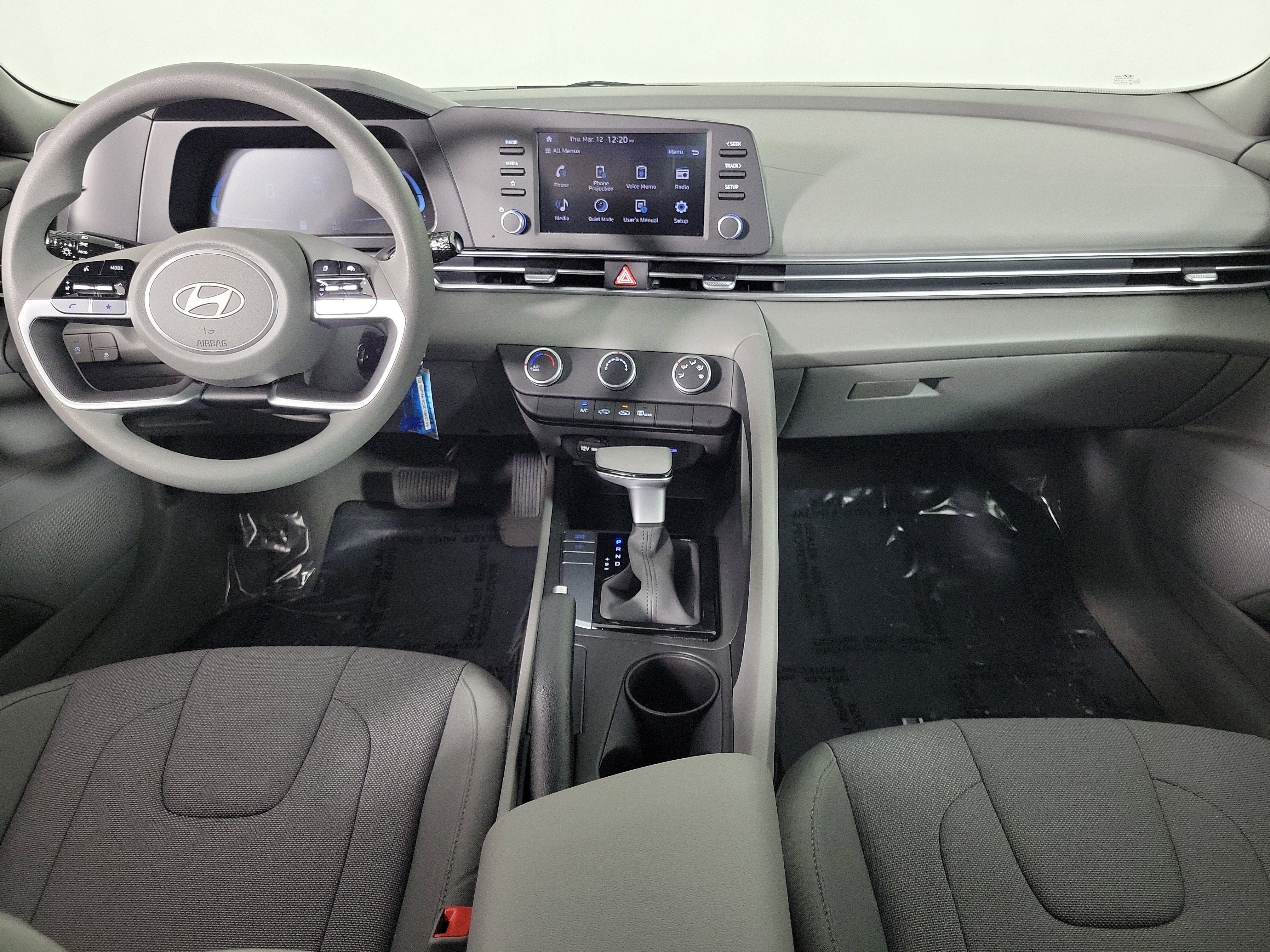 New 2026 Hyundai Elantra SE image 4