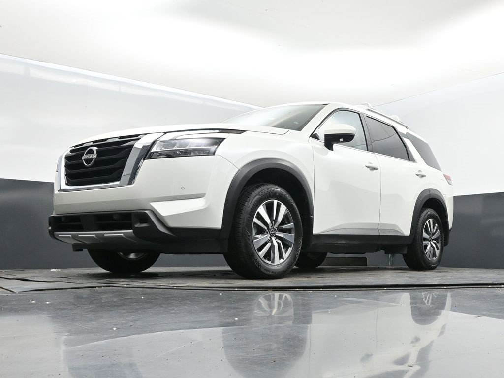 Used 2024 Nissan Pathfinder SL image 39