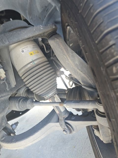 Used 2020 RAM 1500 Limited w/ Black Appearance Package image 4