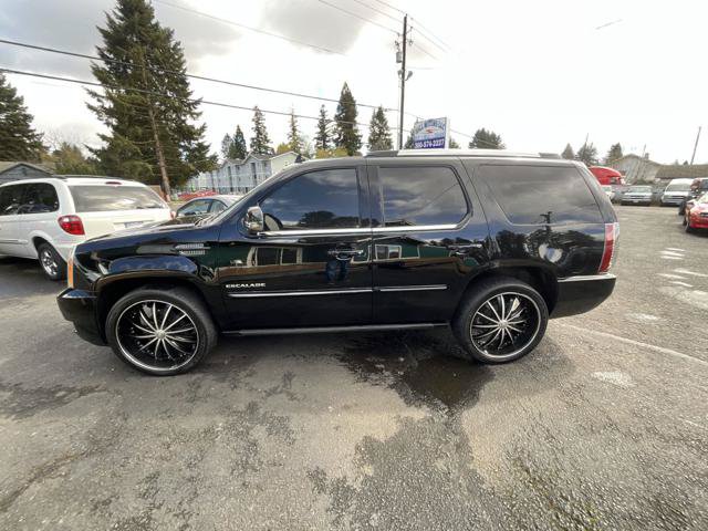 Used 2014 Cadillac Escalade Premium AWD/4WD image 1