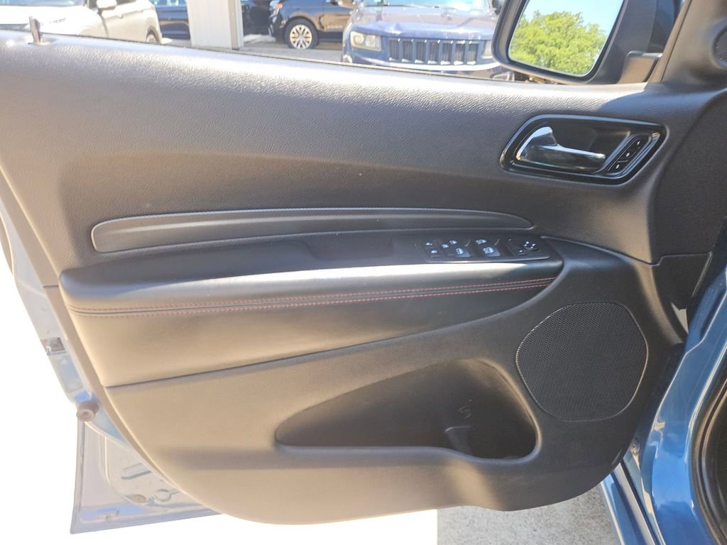 Used 2025 Dodge Durango GT AWD/4WD image 14