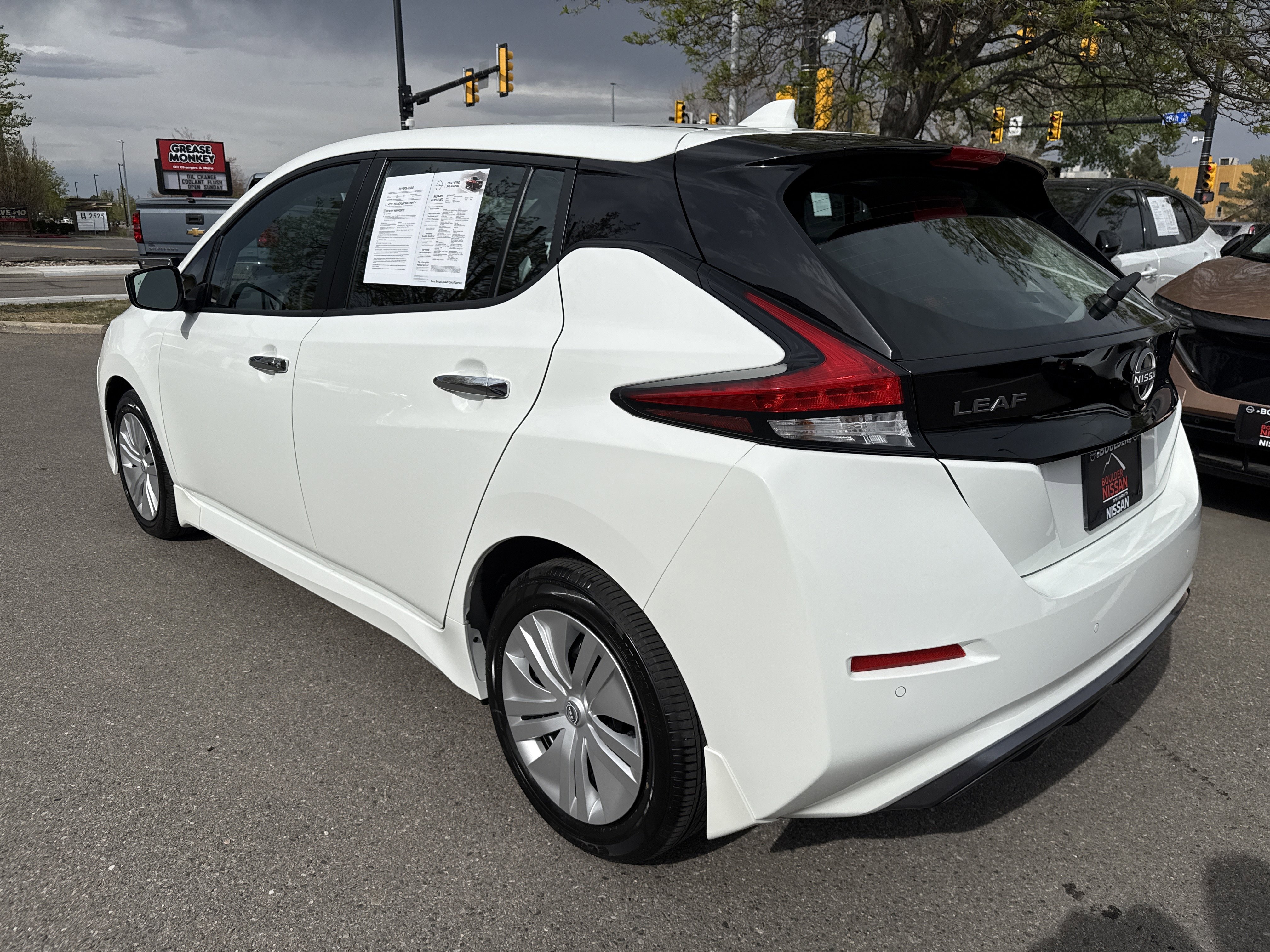 Certified 2024 Nissan Leaf S image 7
