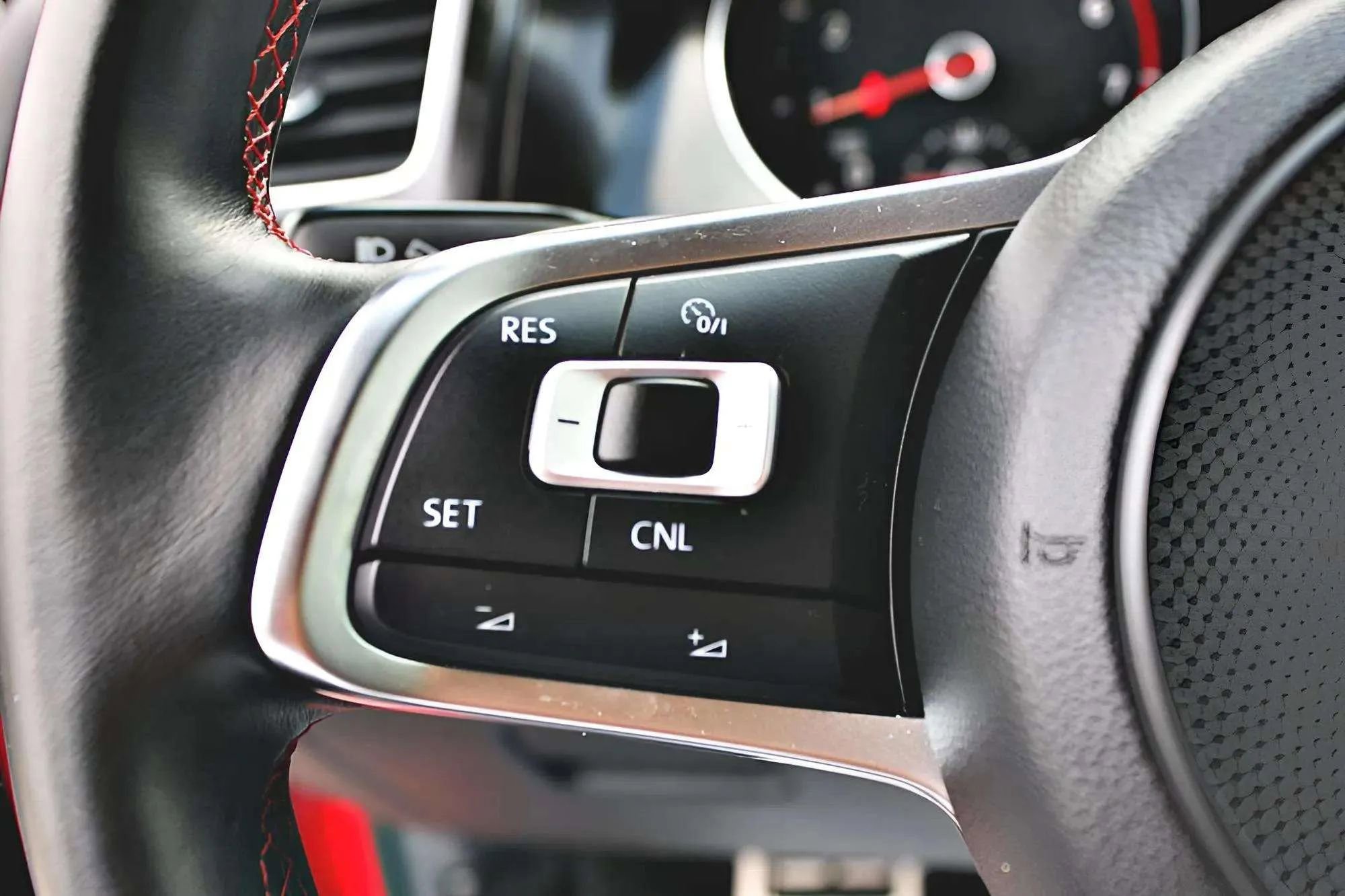 Used 2017 Volkswagen GTI S FWD image 13