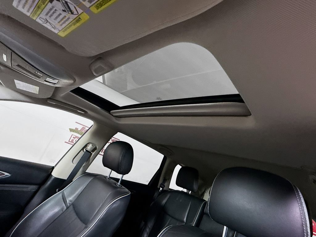 Used 2019 INFINITI QX60 Luxe w/ Essential Package image 11