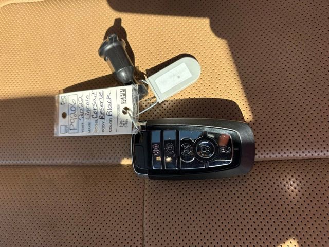 Used 2022 Lincoln Corsair Reserve w/ Equipment Group 201A AWD/4WD image 6