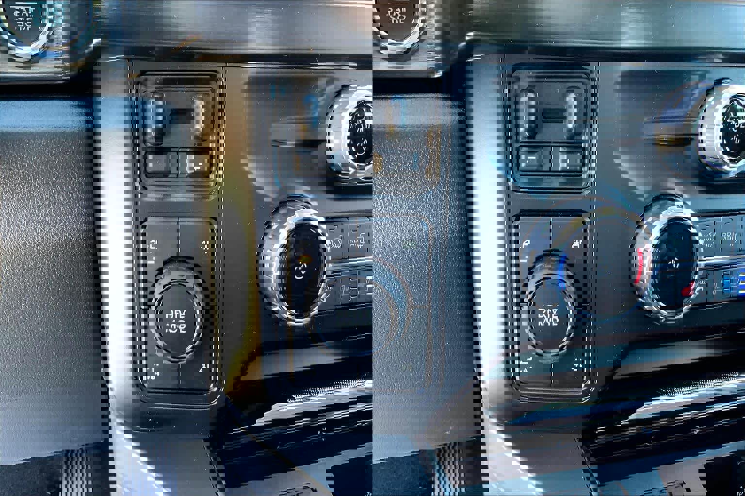 New 2026 Ford F250 Lariat w/ Chrome Package image 20