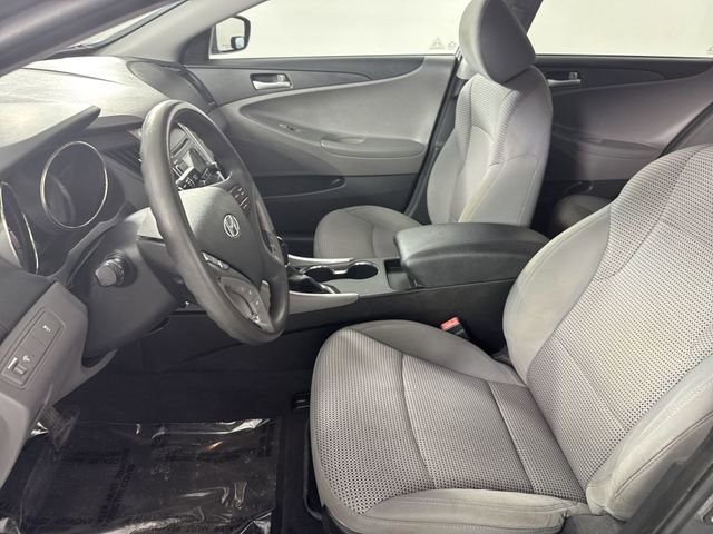 Used 2011 Hyundai Sonata GLS FWD image 4