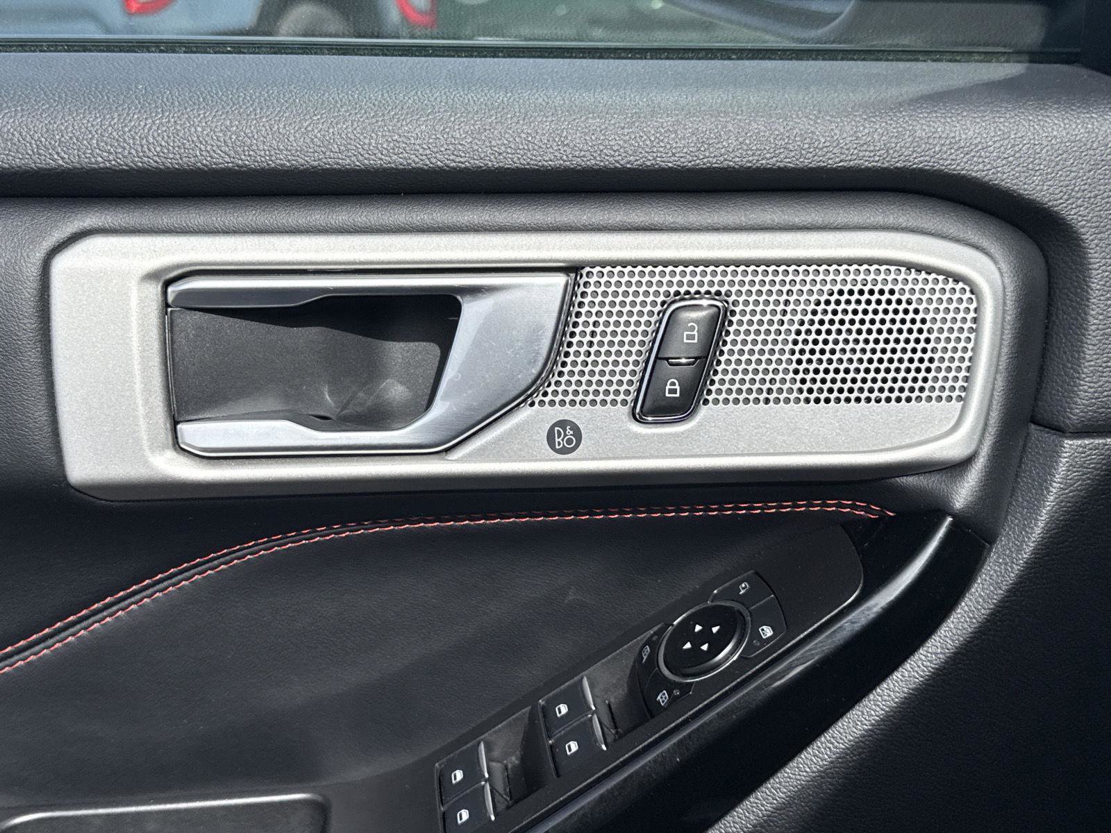 Used 2023 Ford Explorer ST-Line image 18