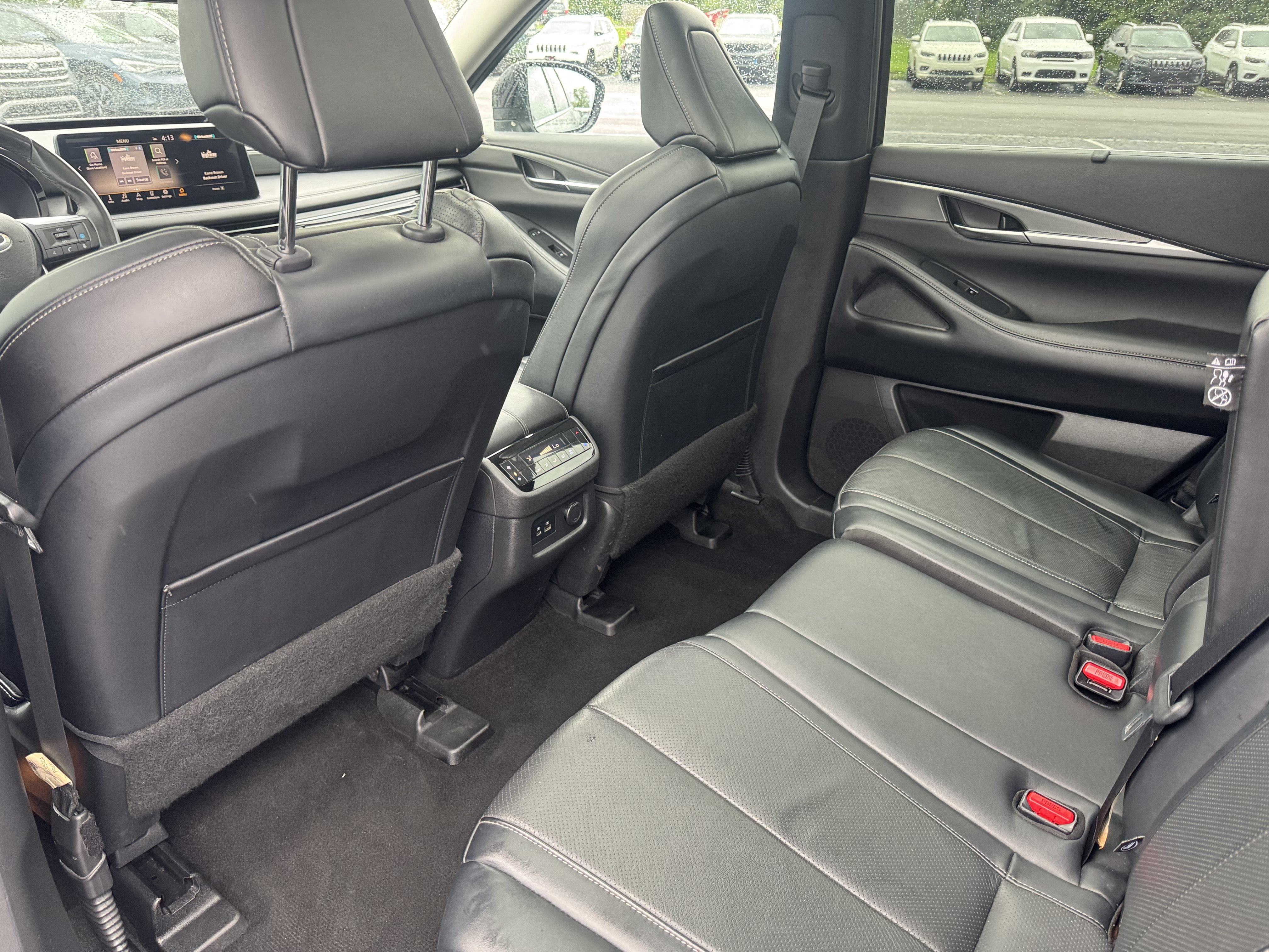 Used 2023 INFINITI QX60 Luxe AWD/4WD image 19