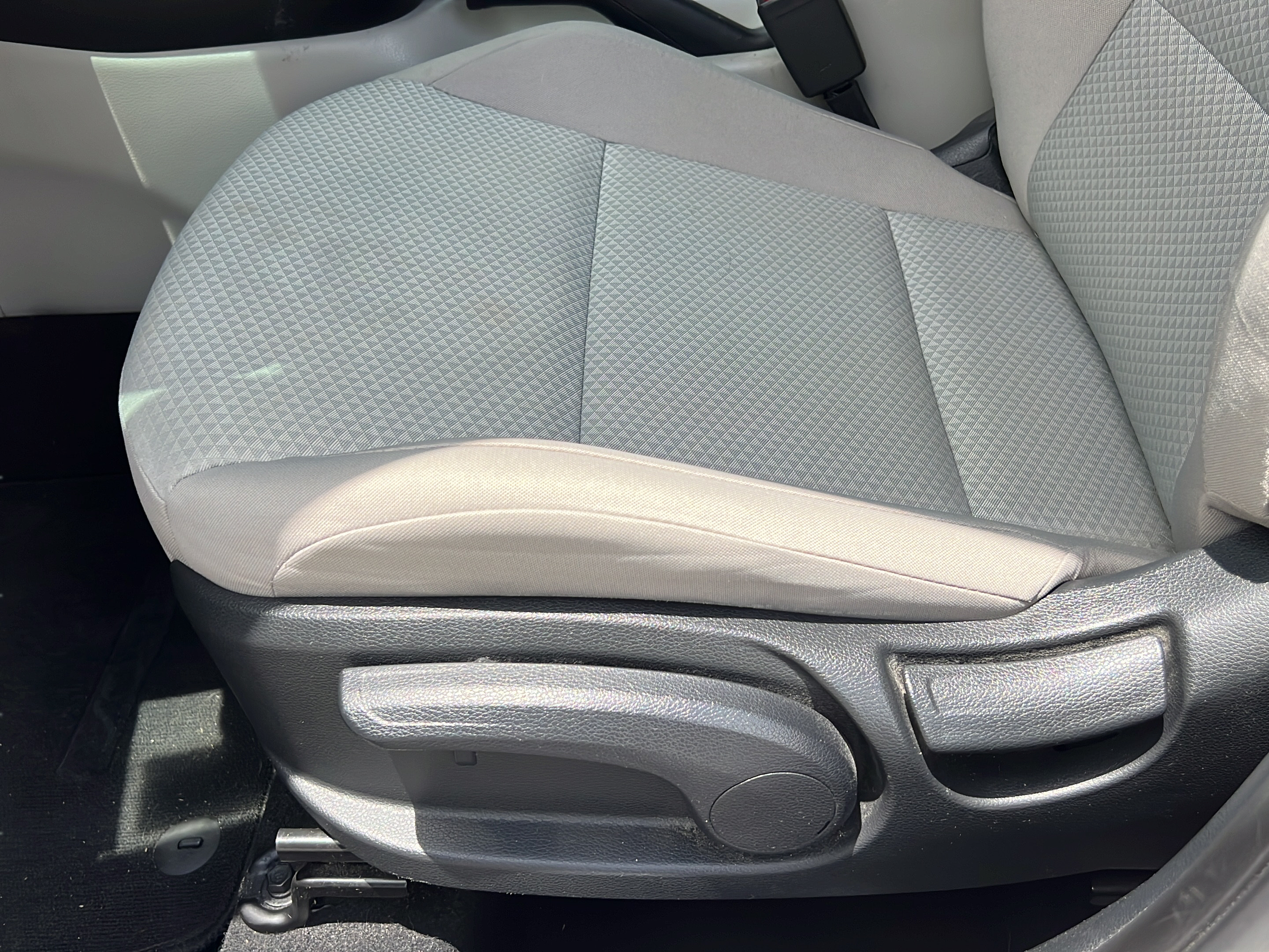 Used 2020 Kia Soul LX FWD image 17
