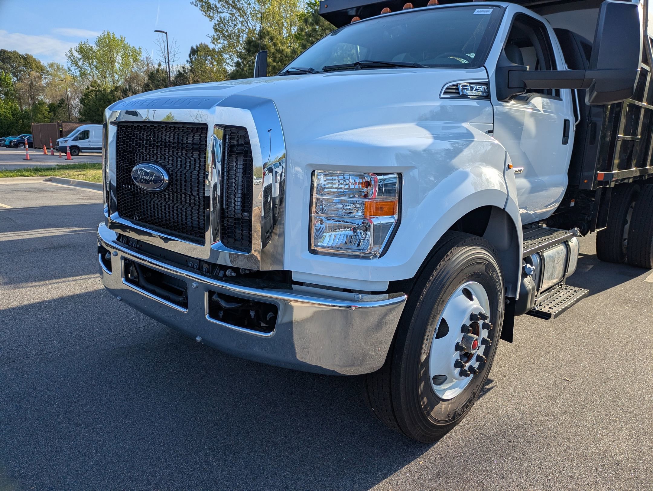 New 2027 Ford F750 2WD Regular Cab Super Duty image 8