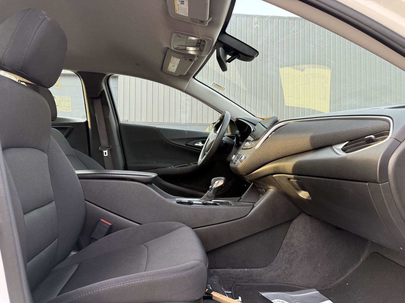 Used 2022 Chevrolet Malibu LT image 12