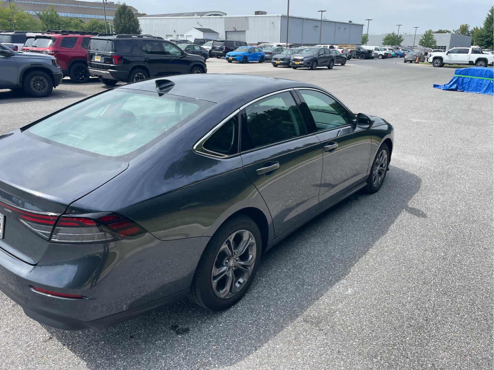 Used 2023 Honda Accord EX image 6