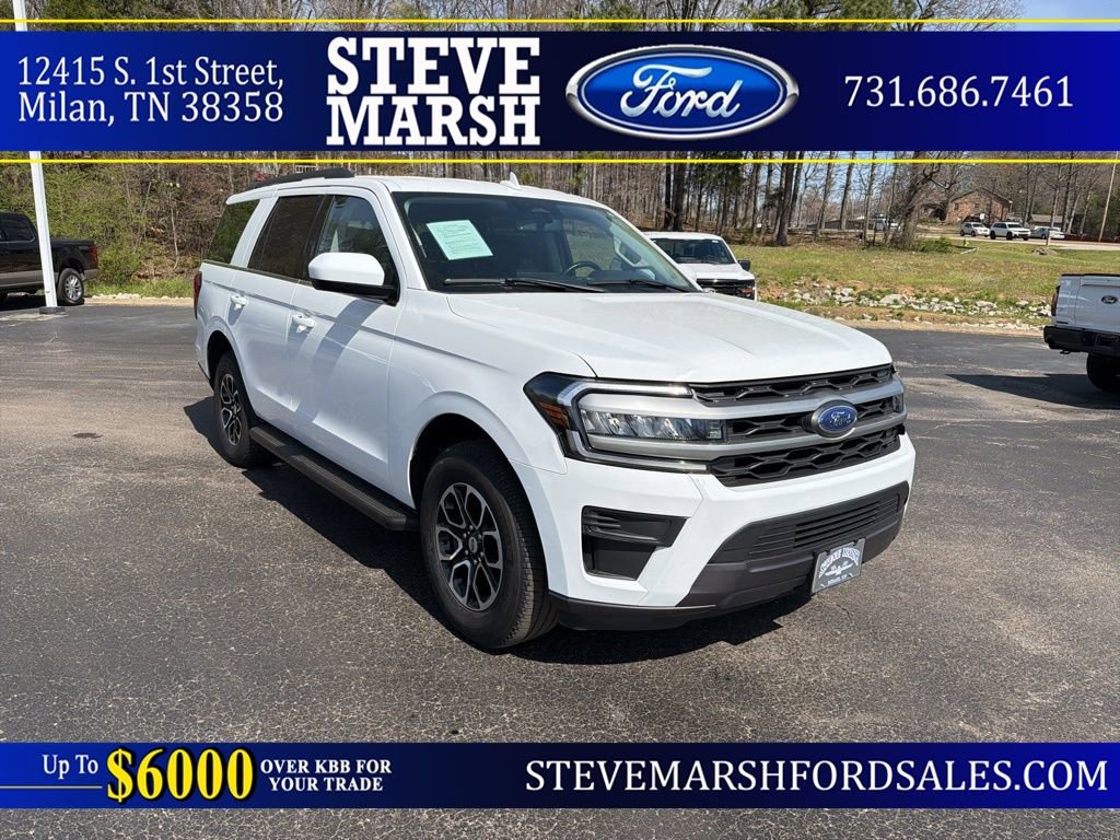 Used 2024 Ford Expedition XLT image 1