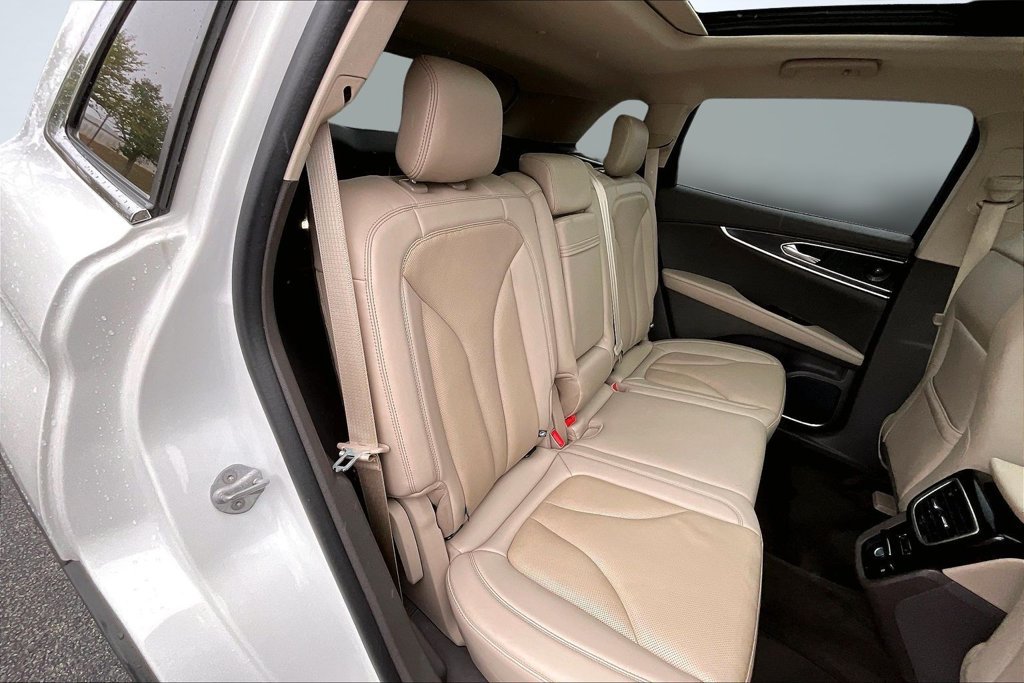 Certified 2023 Lincoln Nautilus Reserve w/ Equipment Group 201A AWD/4WD image 26