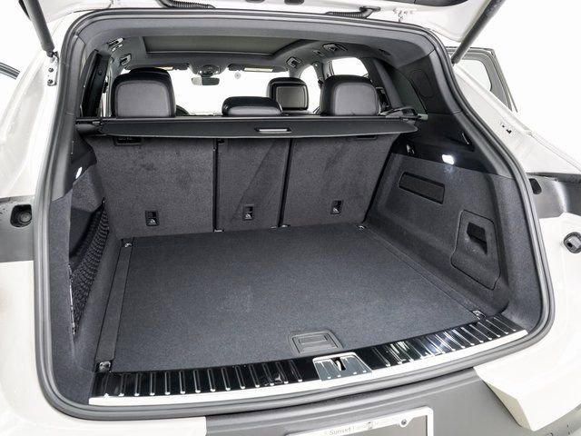 New 2026 Porsche Cayenne image 24