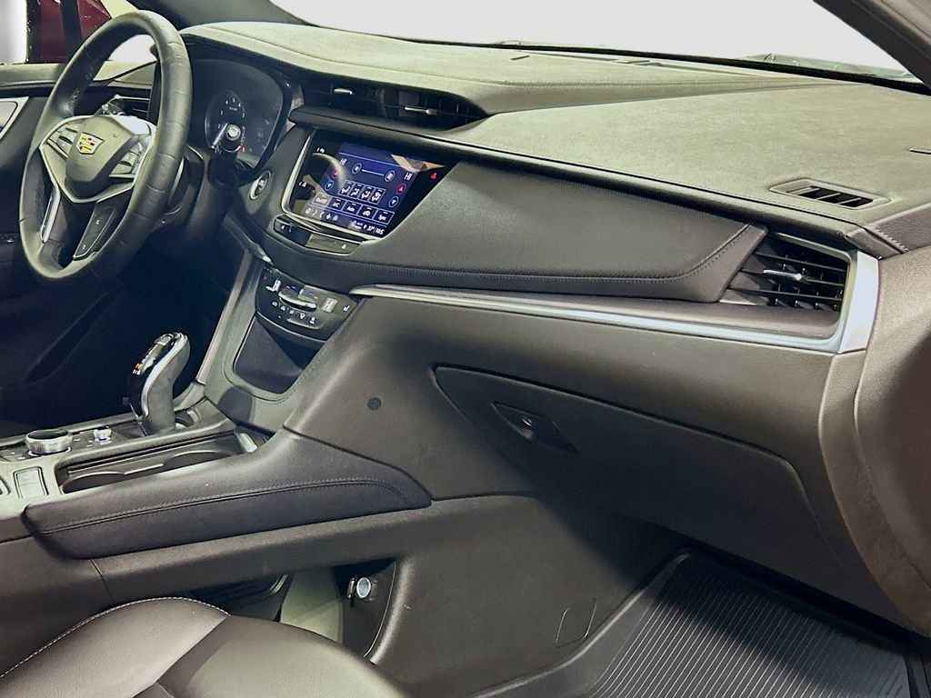 Used 2024 Cadillac XT5 Luxury w/ LPO, Floor Liner Package image 25