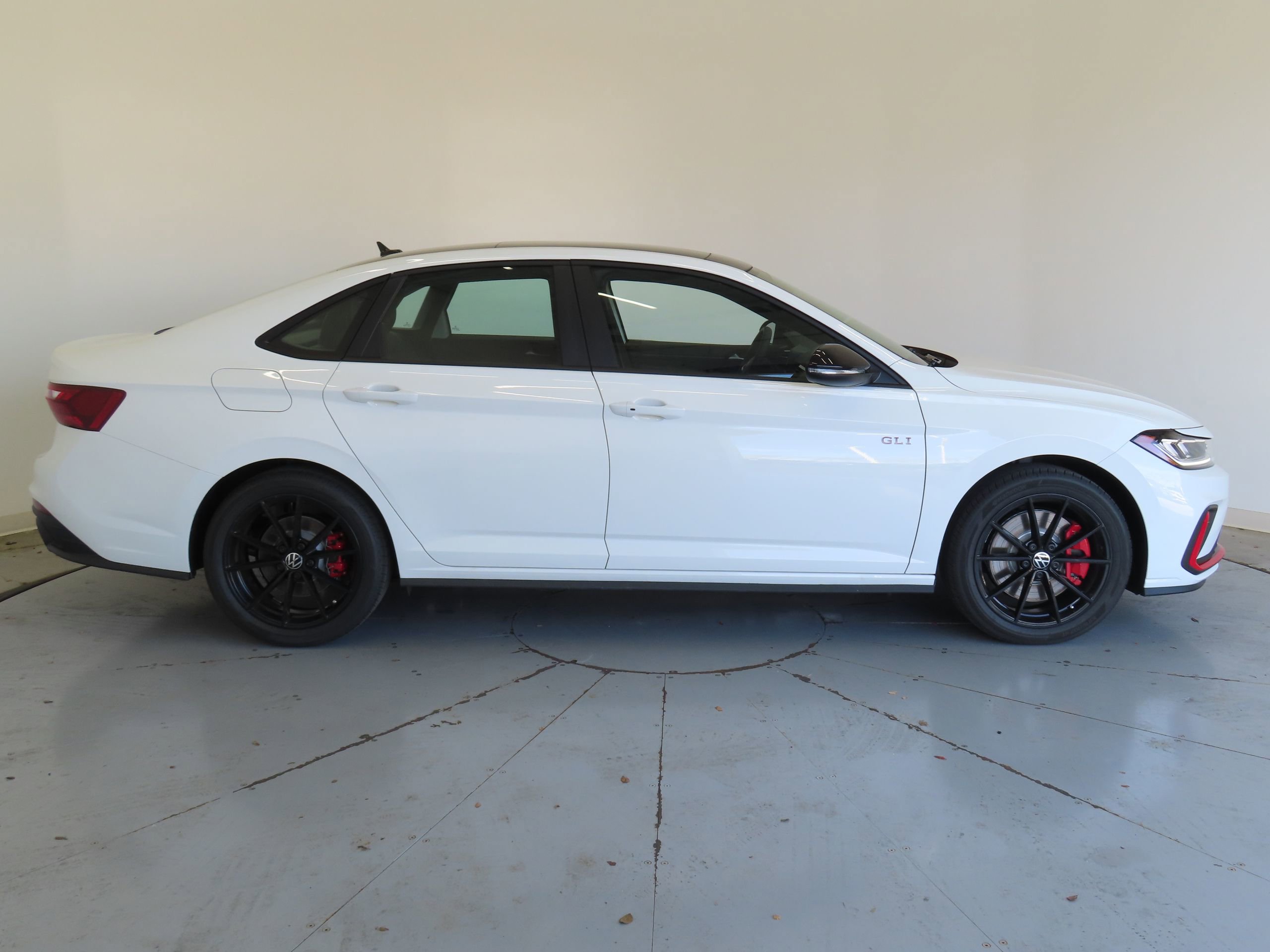 New 2026 Volkswagen Jetta GLI Autobahn image 2