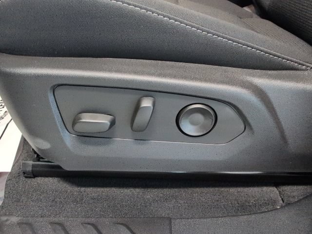 New 2026 Chevrolet Colorado LT w/ Advanced Trailering Package AWD/4WD image 11