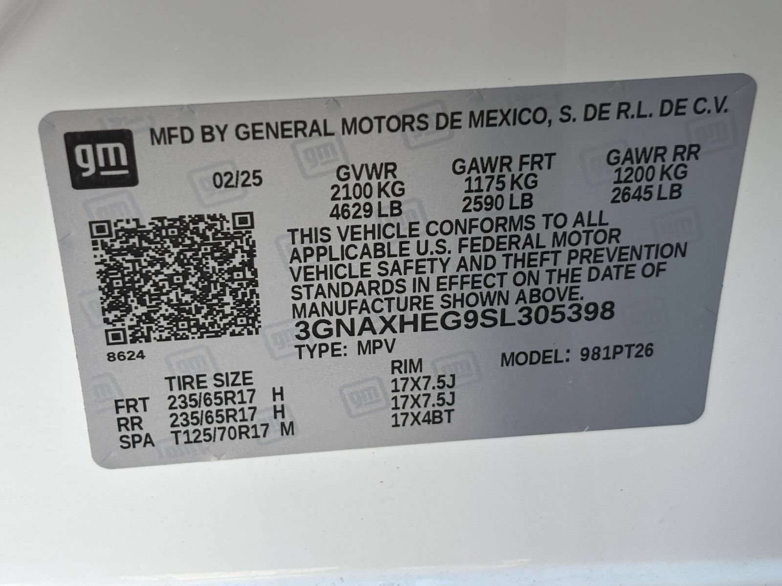 Used 2025 Chevrolet Equinox LT FWD image 29