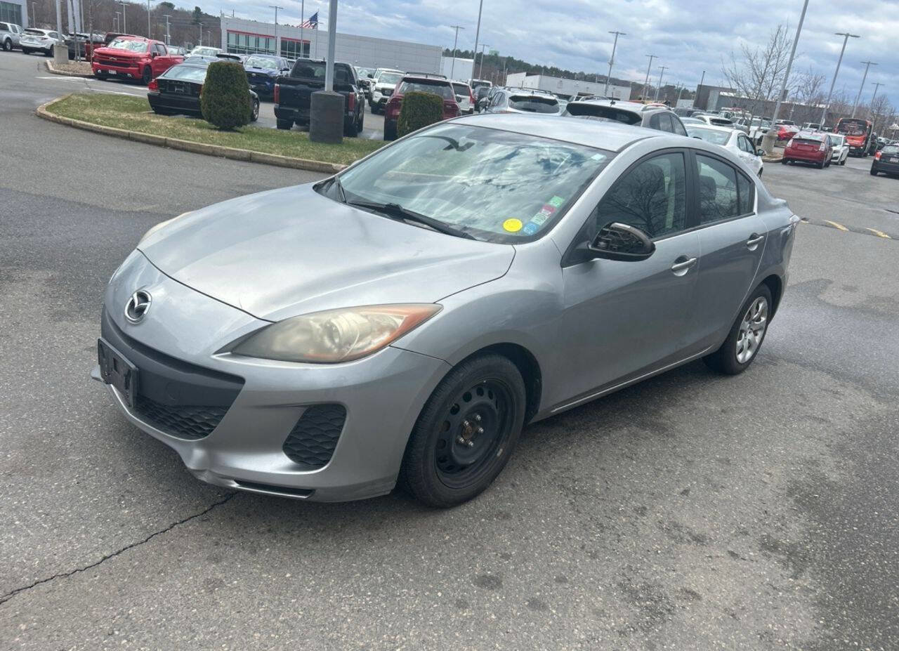 Used 2012 MAZDA MAZDA3 i Sport FWD image 1