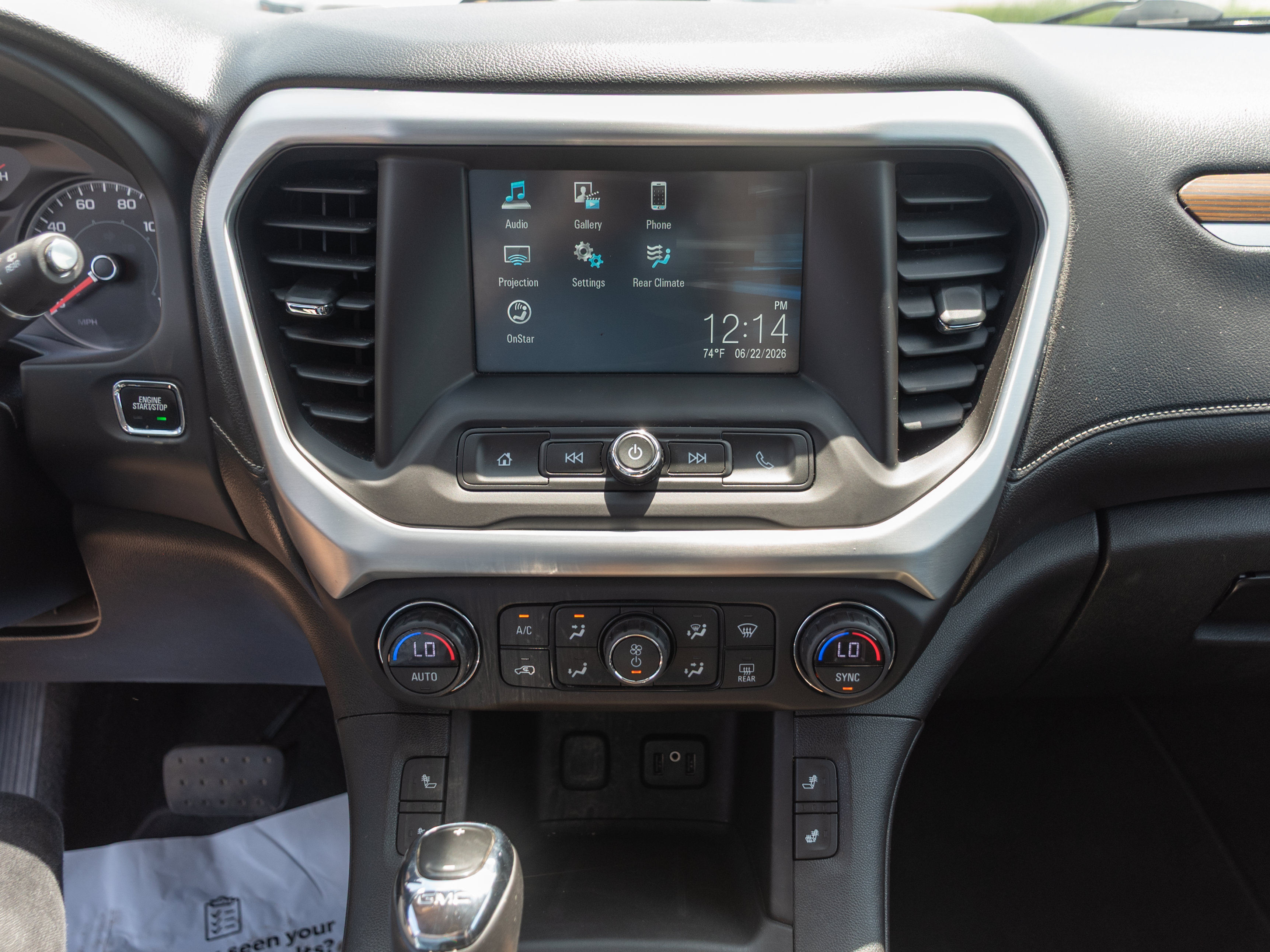 Used 2017 GMC Acadia SLE w/ Driver Alert Package I FWD image 14