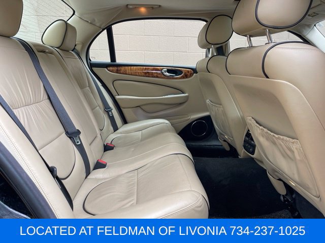 Used 2007 Jaguar XJ8 RWD image 29