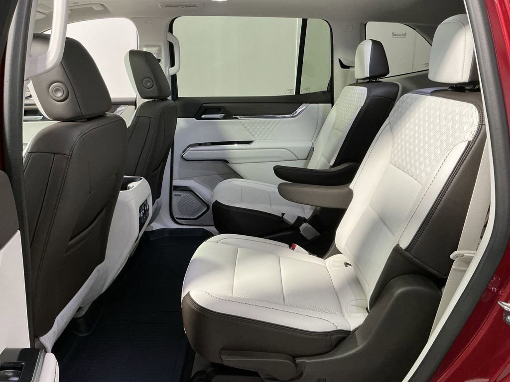 Used 2024 GMC Acadia Denali FWD image 25