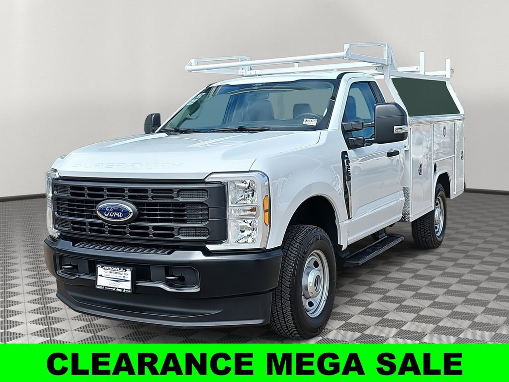 New 2025 Ford F250 XL w/ FX4 Off-Road Package image 7