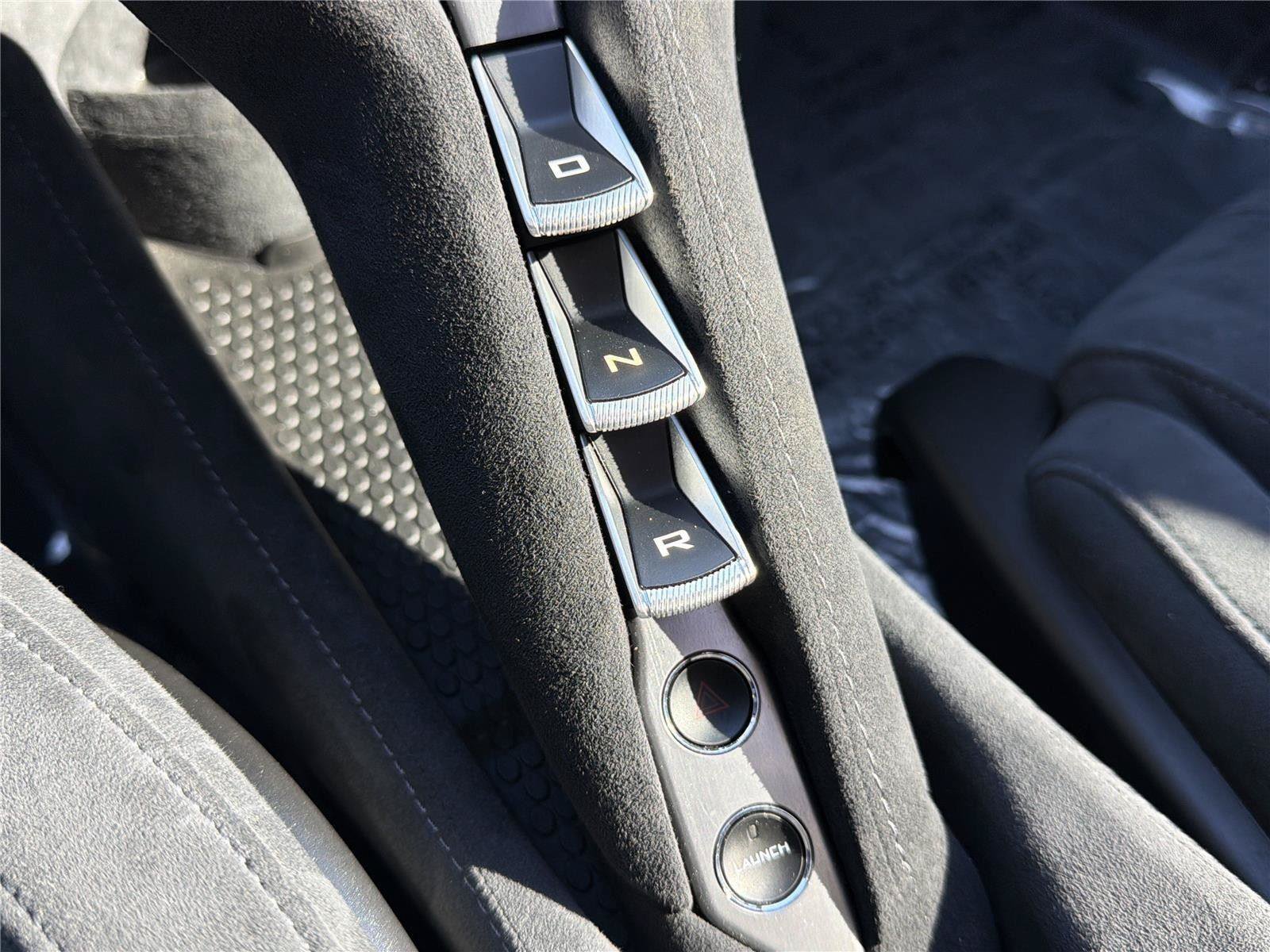 Used 2019 McLaren 720S RWD image 17