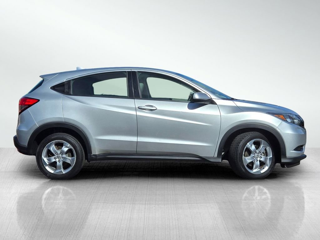 Used 2016 Honda HR-V LX image 3